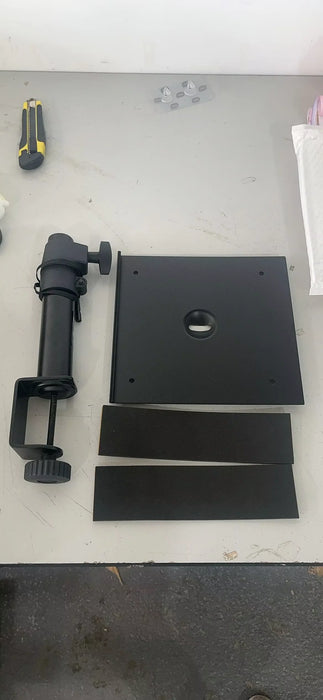 Studio‑grade Clamp‑Mount Speaker Stand — Height‑Adjustable Desktop Platform for Monitors